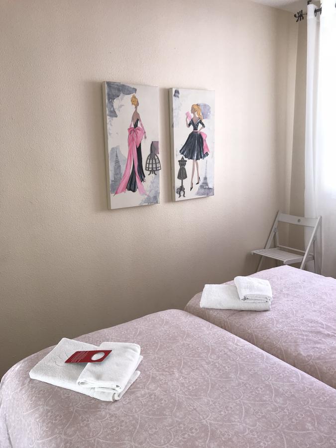 Alojamientos Iruna Pamplona Kültér fotó