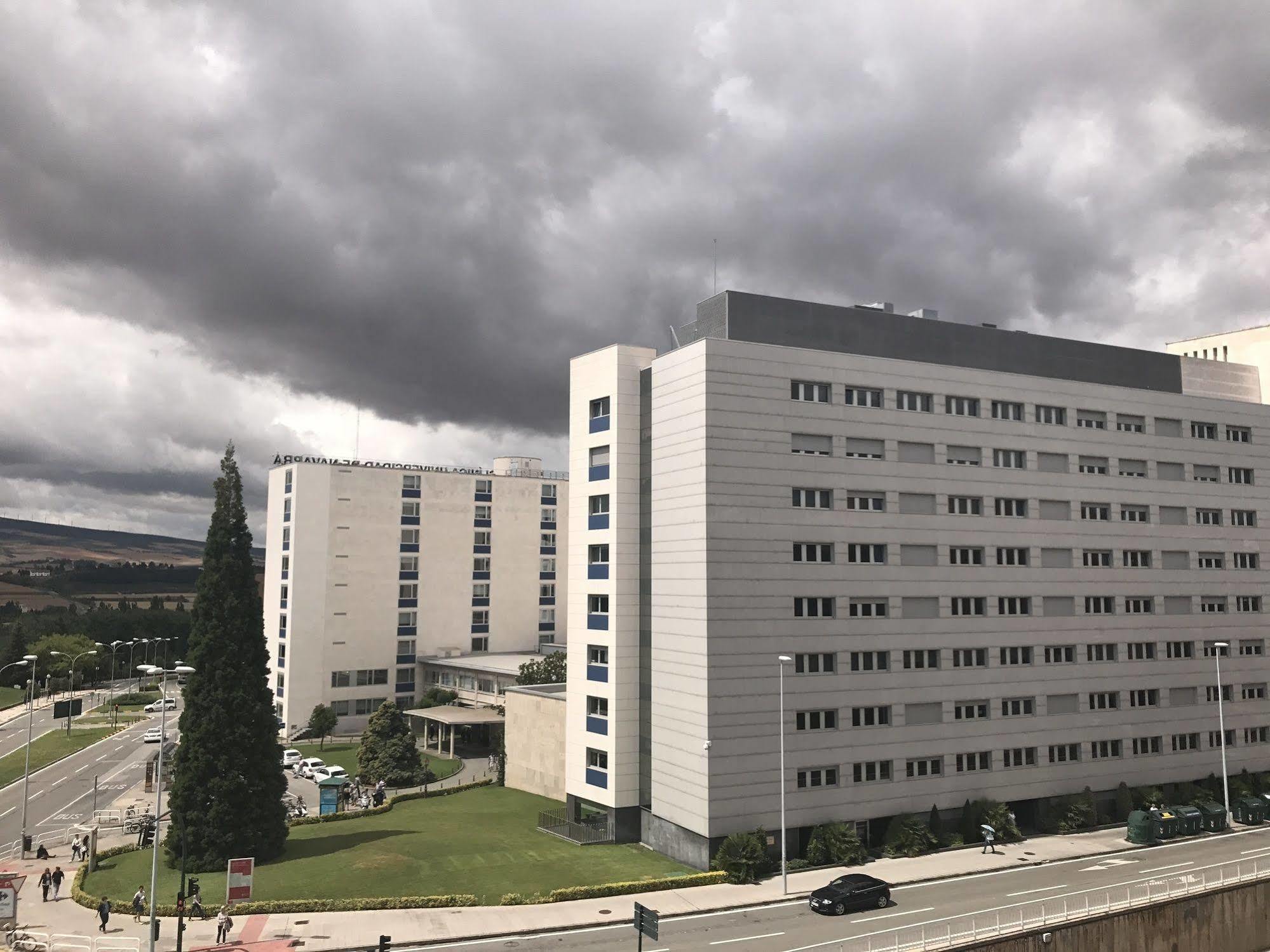 Alojamientos Iruna Pamplona Kültér fotó